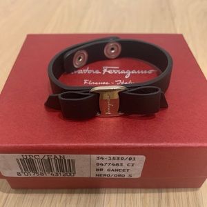 Ferragamo Vara Bracelet - Black